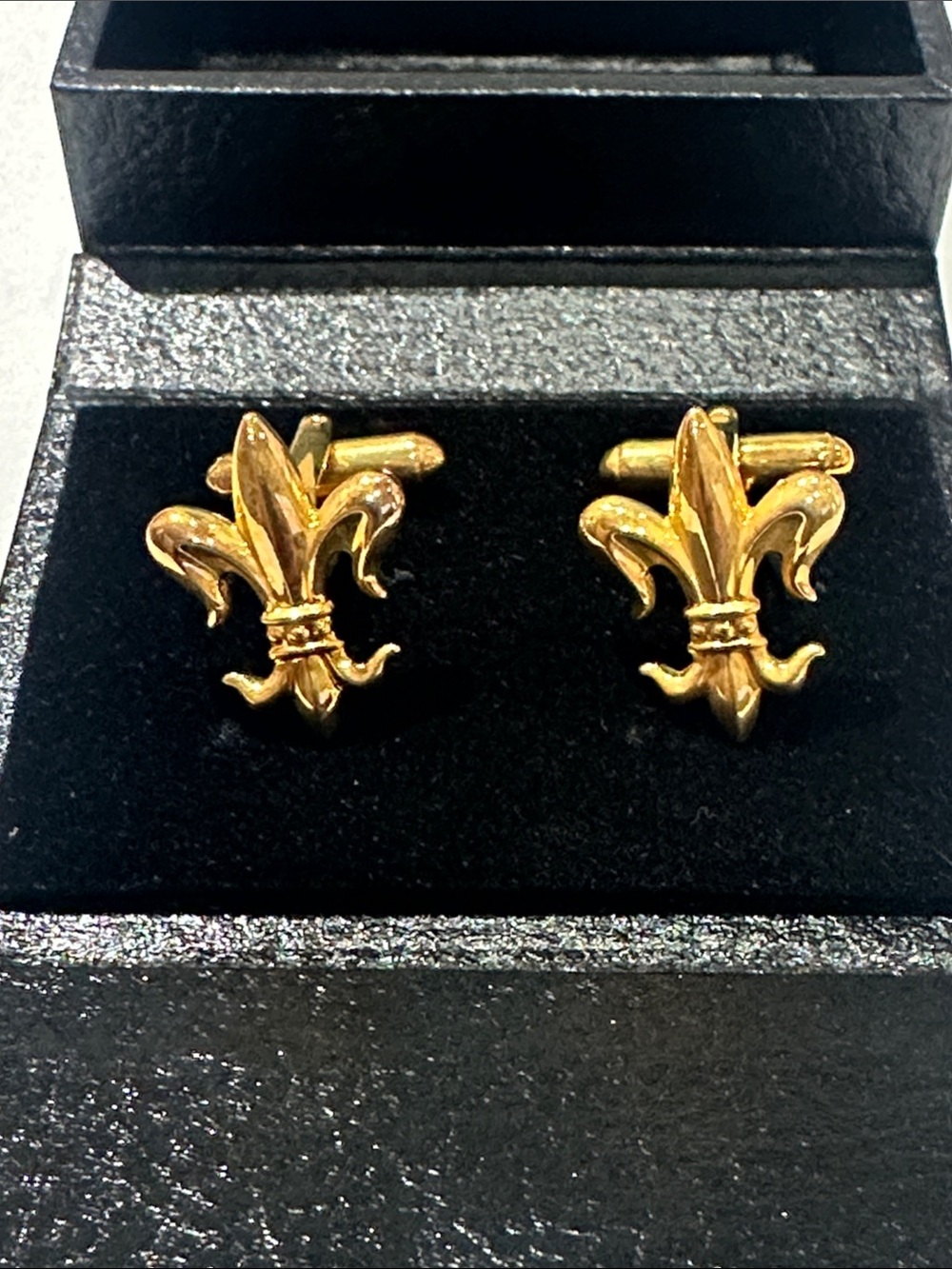 Gold Plated Fleur-de-Lis Cuff Links - Men's Formal Accessory
